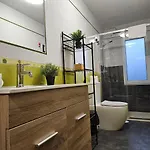 1a110 Apartamento Moderno Apartman *